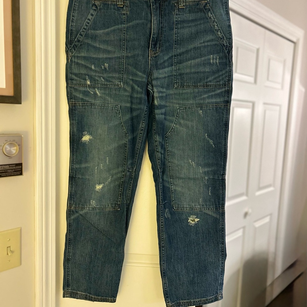 Anthropologie (Pilcro) distressed jeans. Size 31.